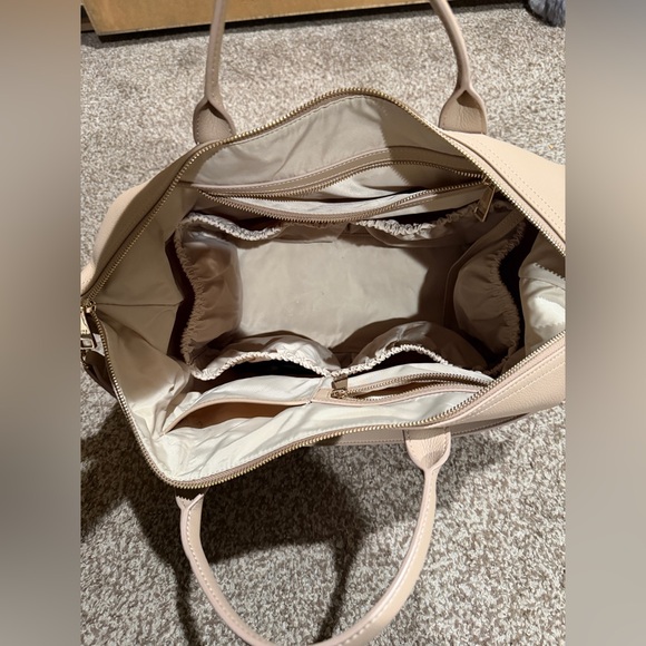 Mina Baie Emmy Vegan Full Diaper Bag - color sand - Picture 3 of 4